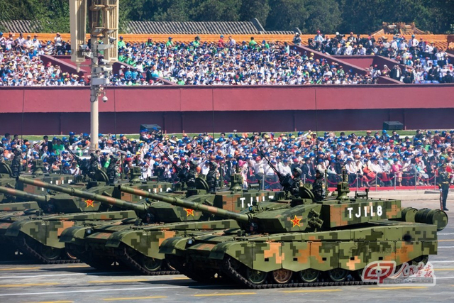 99A先进主战坦克受阅方队