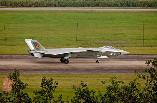 细看最新歼20战机都有哪些改动