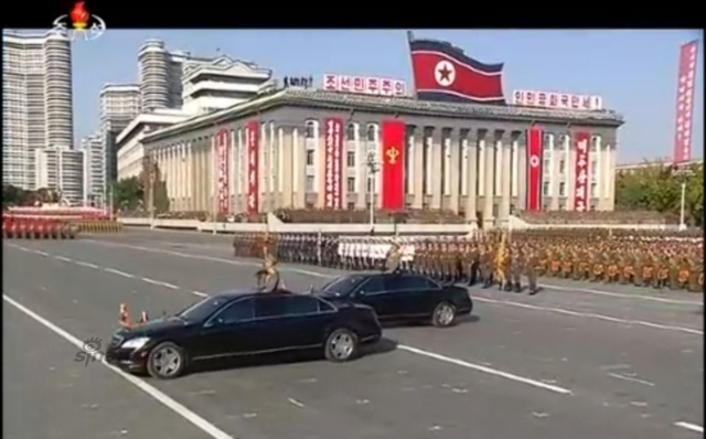 朝鲜阅兵式开始