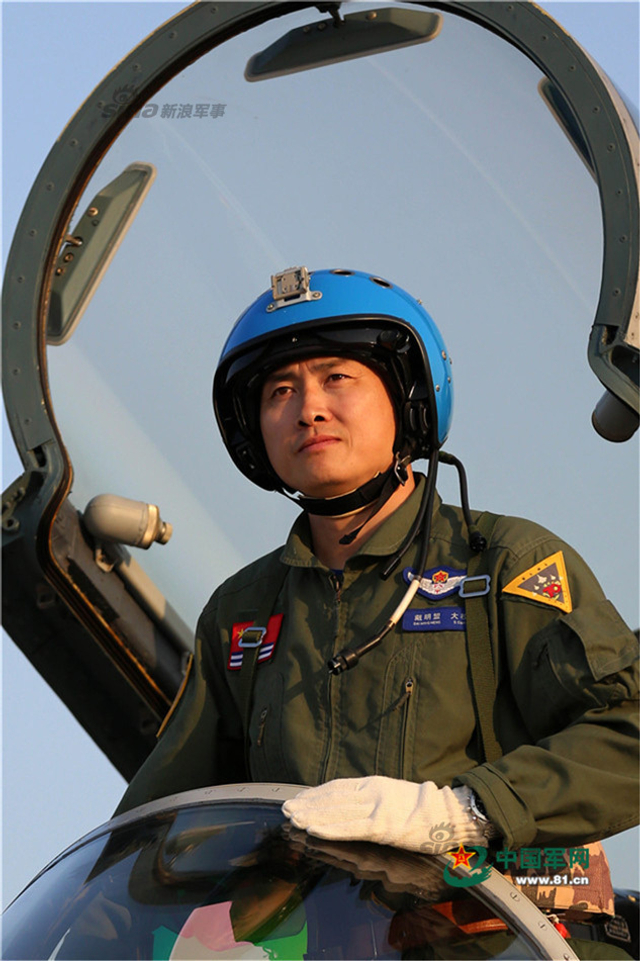 海军某舰载机部队部队长戴明盟5
