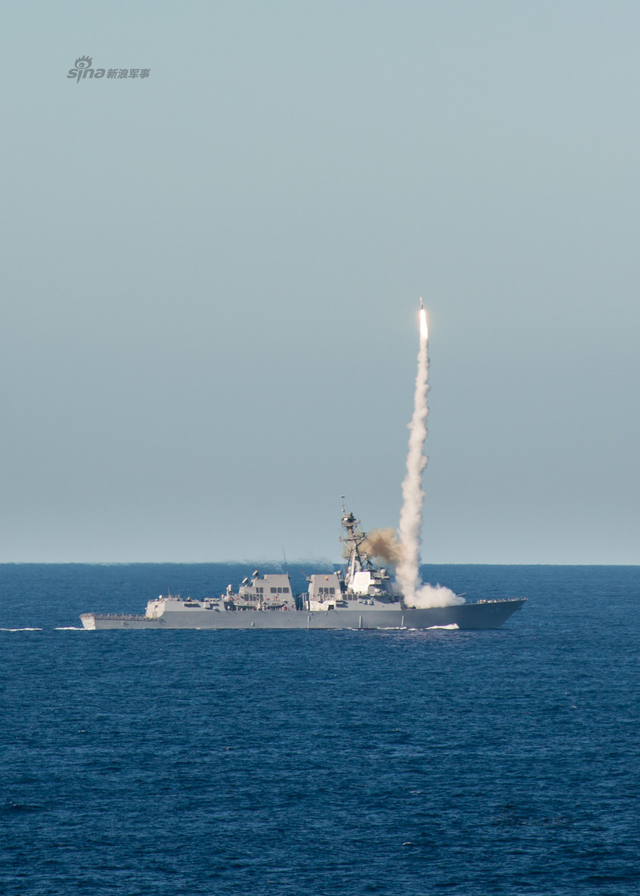部署前先苦练：美军战舰太平洋上连射标准导弹 
