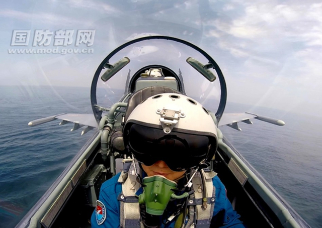 中国出动最大规模机群警巡东海防识区