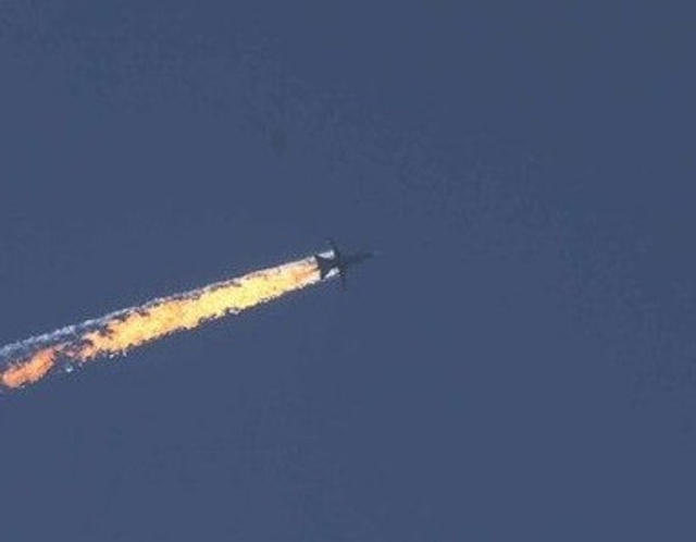 俄军称一架苏-24在叙坠毁 传被土耳其F-16击落