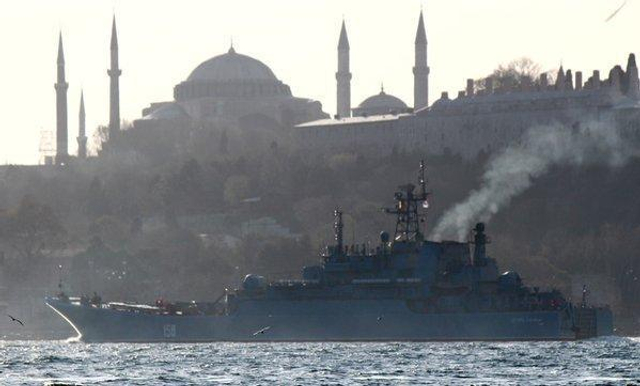俄军舰高度警戒过土耳其