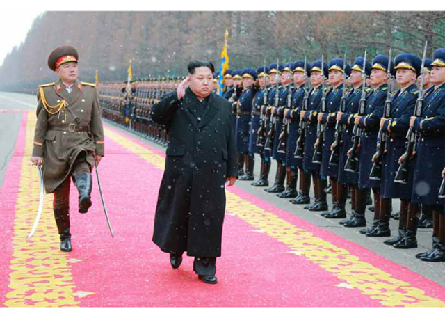 朝鲜核弹试验后金正恩乘大奔赴人民武力部祝贺