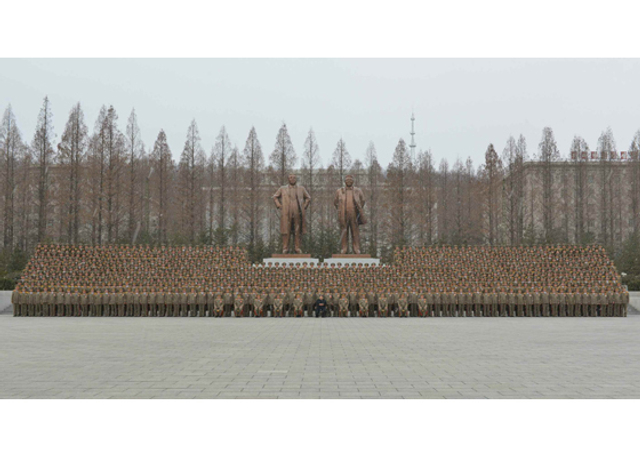 朝鲜核弹试验后金正恩乘大奔赴人民武力部祝贺