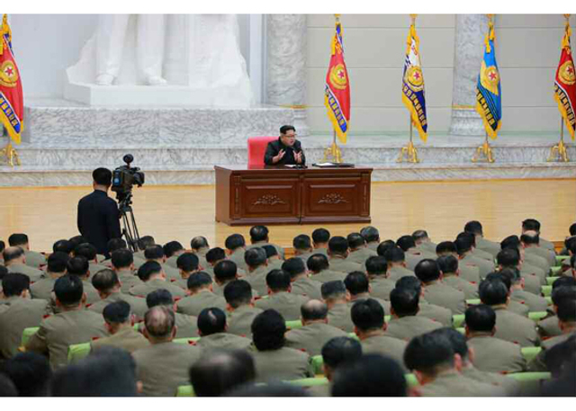 朝鲜核弹试验后金正恩乘大奔赴人民武力部祝贺