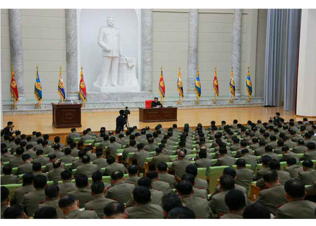 朝鲜核弹试验后金正恩乘大奔赴人民武力部祝贺