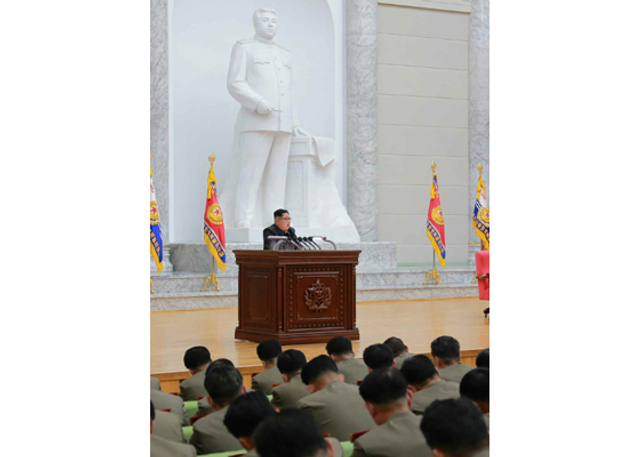 朝鲜核弹试验后金正恩乘大奔赴人民武力部祝贺