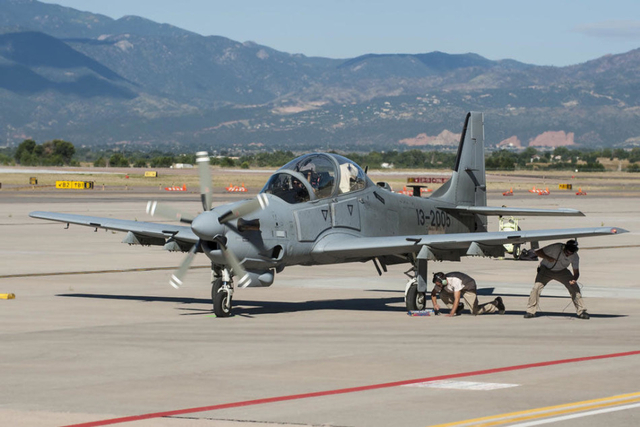 美国空军相中巴西超级巨嘴鸟轻型攻击机 