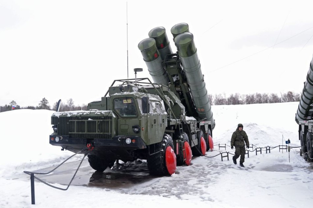 S-400 “凯旋”防空导弹系统