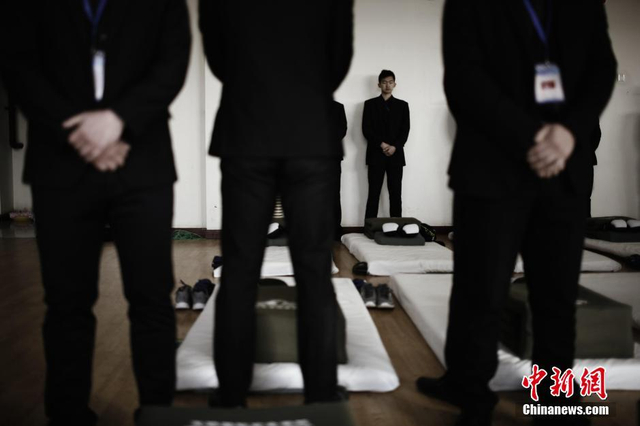 “中国黑水”保镖营开训 学员真实格斗打出血