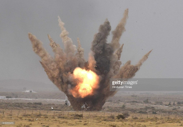 印度空军举办铁拳演习,万国牌装备齐齐亮相