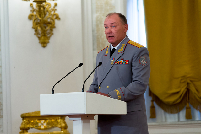 凯旋：普京为俄军自叙利亚归国将士颁发奖章