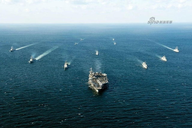 秀不完的肌肉冷不下的半岛 美韩军演进行时