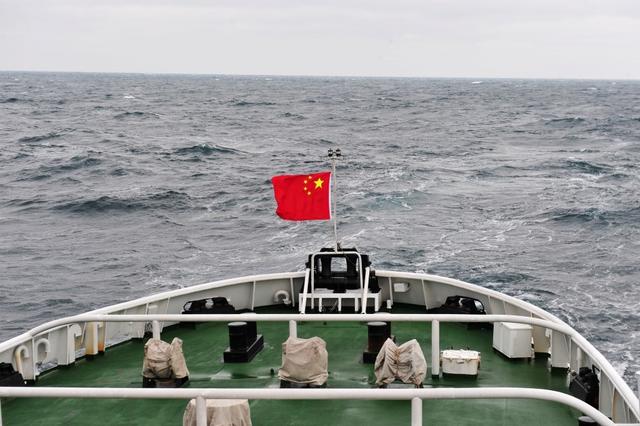 我海警船继续巡航钓鱼岛