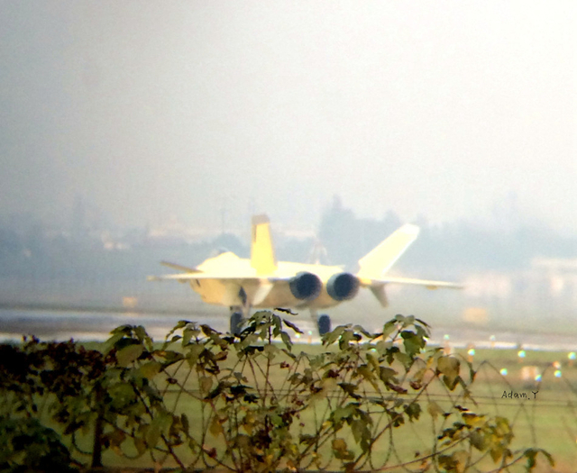 歼20战机2001、2011、2017侧视图