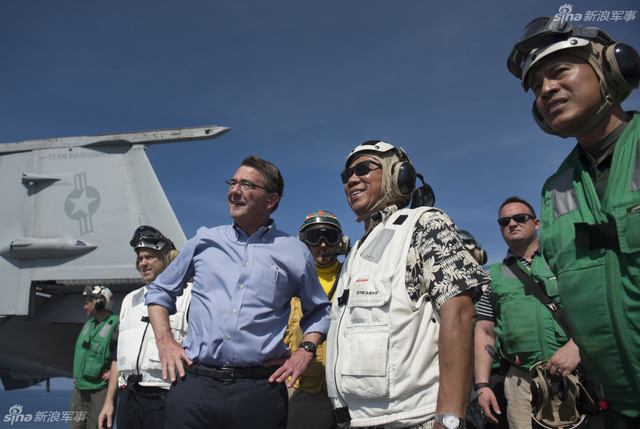 美防长登航母巡航南海舰载机频起飞