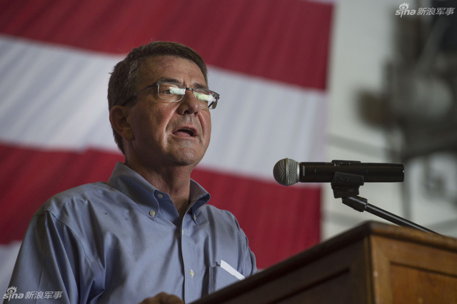 美防长登航母巡航南海舰载机频起飞