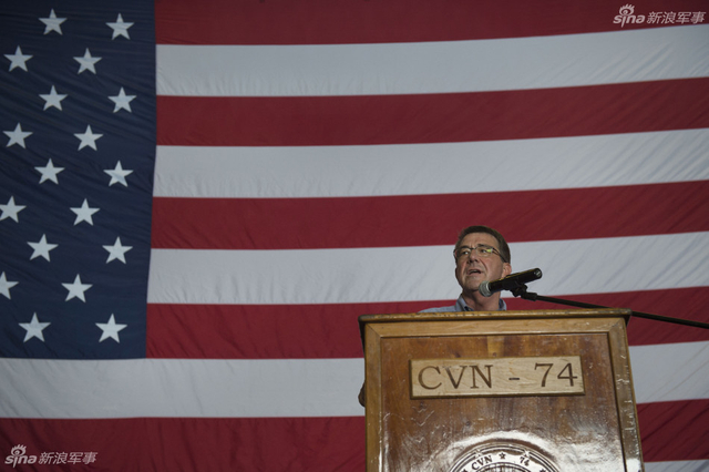 美防长登航母巡航南海舰载机频起飞