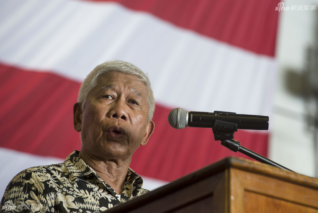 美防长登航母巡航南海舰载机频起飞