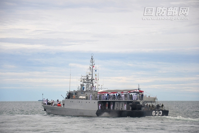 印尼阅舰式旌旗漫天！中美日战舰同台竞技