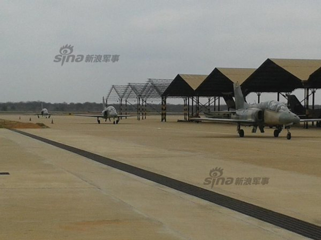 委内瑞拉再次接收中国K-8W教练机