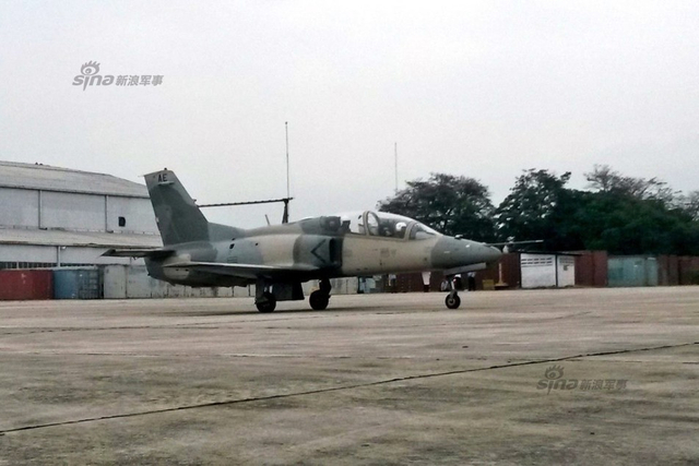 委内瑞拉再次接收中国K-8W教练机