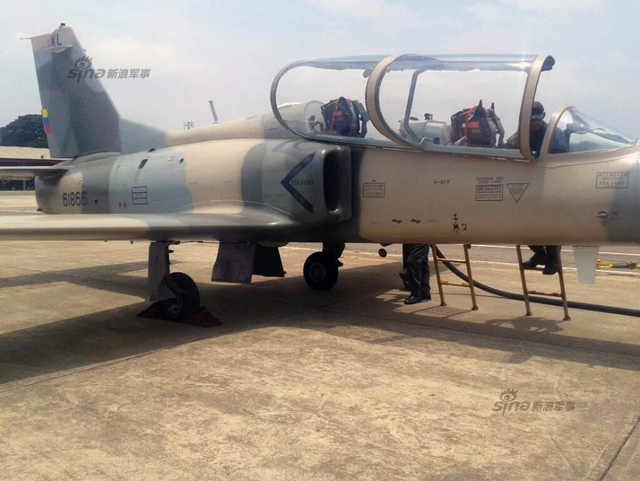 委内瑞拉再次接收中国K-8W教练机