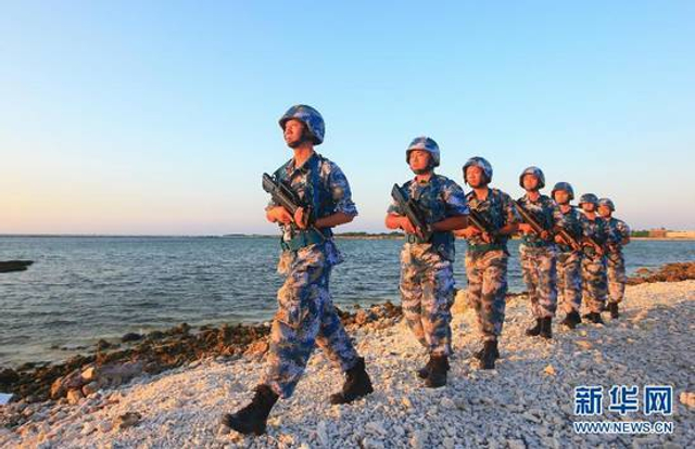 美称中国已向南海岛屿派遣歼11战机