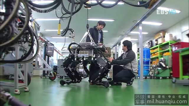 中俄美韩大狗机器人对比