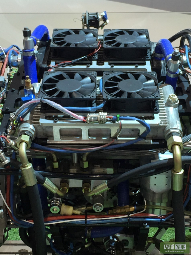 中俄美韩大狗机器人对比