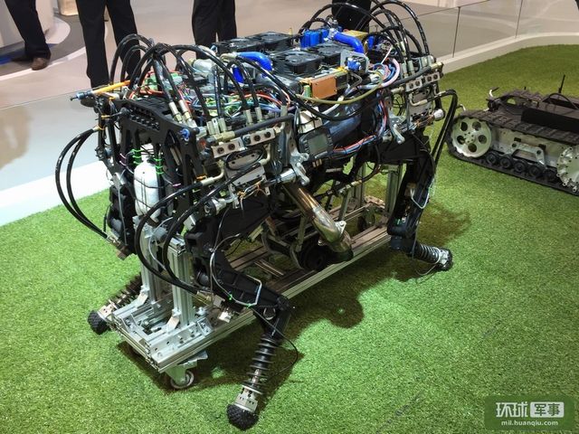 中俄美韩大狗机器人对比