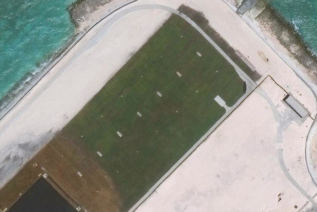 永暑礁上小城拔地而起 小区与斑马线都不缺