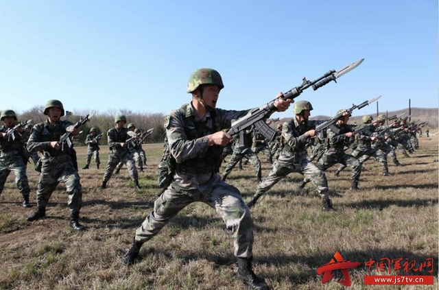 杀气冲天！北部战区某团白刃刺杀锤炼血性胆气