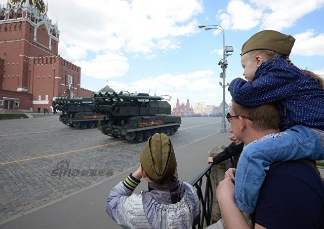 现场直击！俄罗斯红场大阅兵精彩瞬间回顾