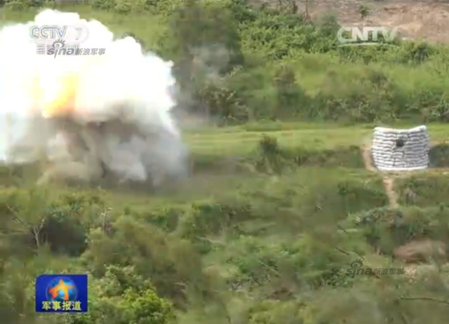 解放军东南某海域登陆大演习