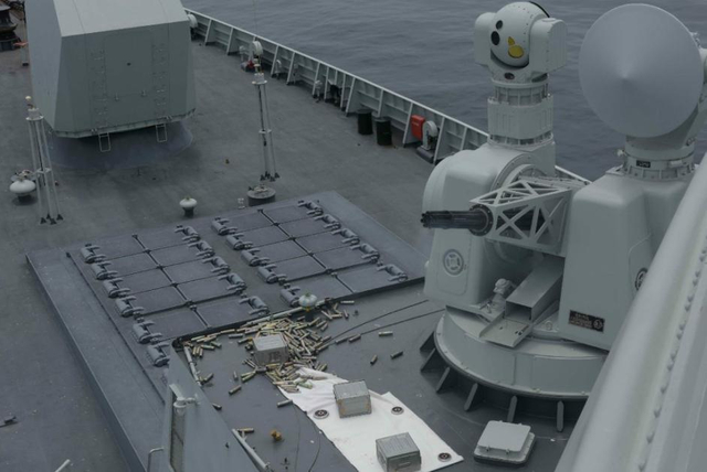 中国南海舰队神盾舰凯旋 不怕美军来