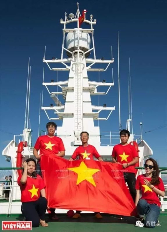越南组织考察非法侵占中国南沙岛礁
