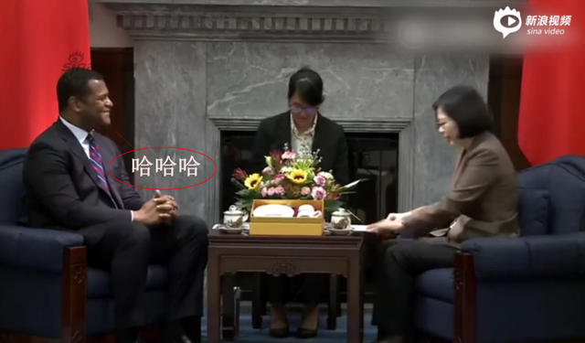 蔡英文见美国访问团变结巴:我说中文有困难