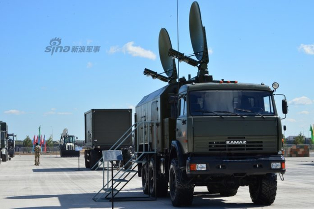 KADEX-2016国际军事装备展在阿斯塔纳开幕