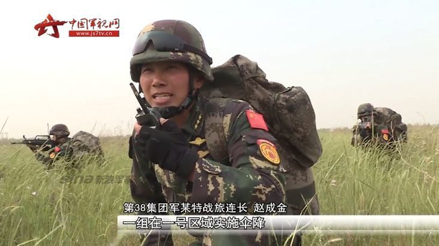 38军万人千车大演习：99A坦克与无人机组合出击