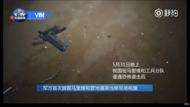 皮卡车满载炸药冲来：马里爆炸现场监控曝光