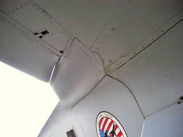 歼31与F35C验证机细节比拼