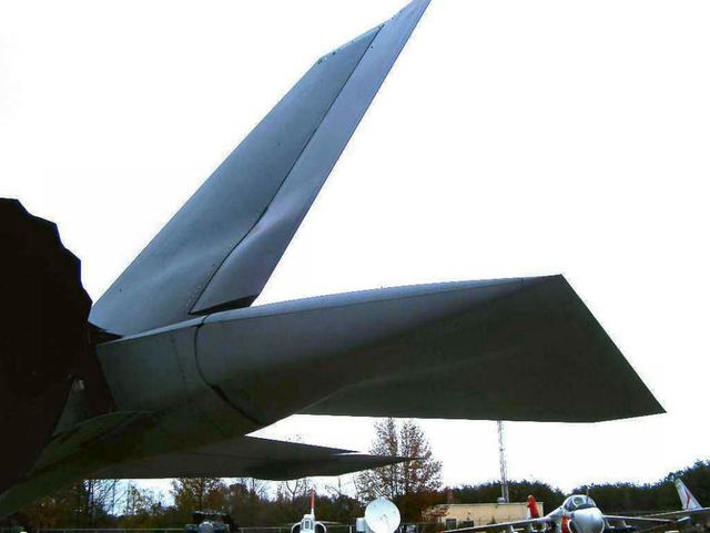 自信源于实力！美军X35C战机露天随便摸随便看