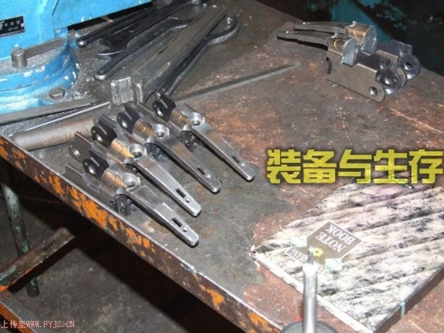 中俄兵工厂哪家强？俄AK步枪厂已换全新生产线