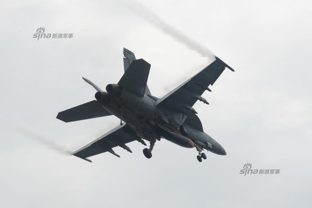 吓唬谁呢？美日印舰队靠近南海举行联合军演