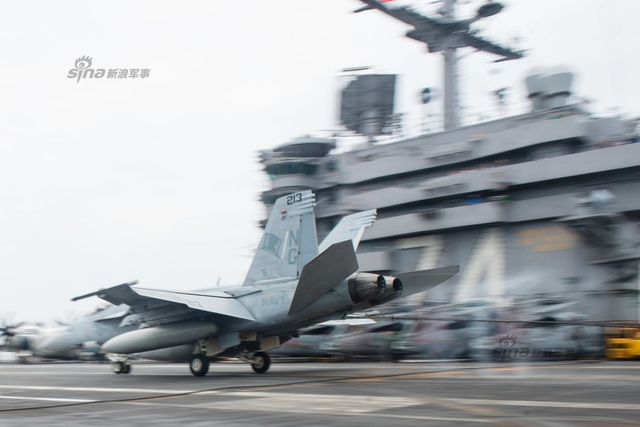 吓唬谁呢？美日印舰队靠近南海举行联合军演