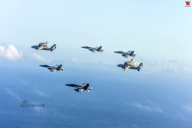 还想来南海？美航母战机群密集编队飞行秀战力