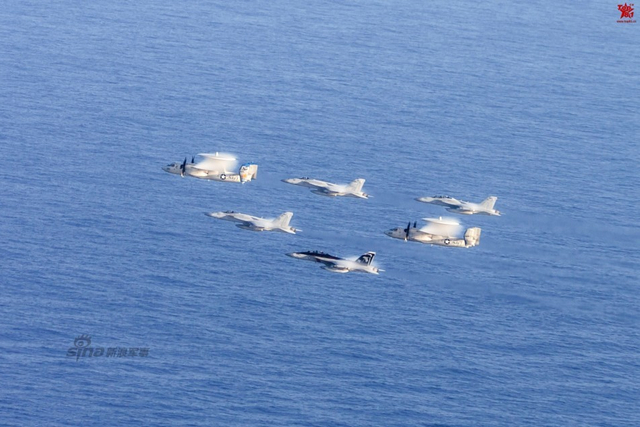 还想来南海？美航母战机群密集编队飞行秀战力